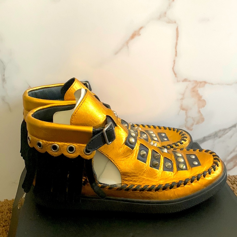 Styled shoes